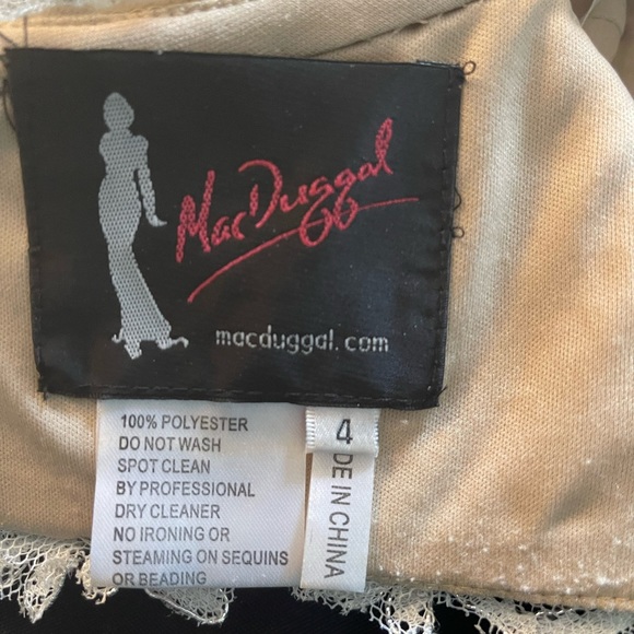 Stunning Mac Duggal Two Piece Formal - Picture 12 of 12